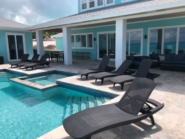 Luxurious Oceanfront Villa in Exuma - Perfect Island Retreat